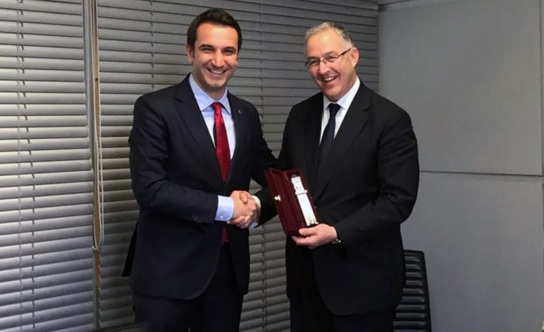 Kryetari i Bashkisë së Roterdamit, Aboutaleb: Tirana është transformuar tërësisht