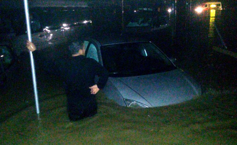 Përmbytet autostrada Tiranë-Durrës, Premçi: S’kemi kapacitetet për të ndërhyrë