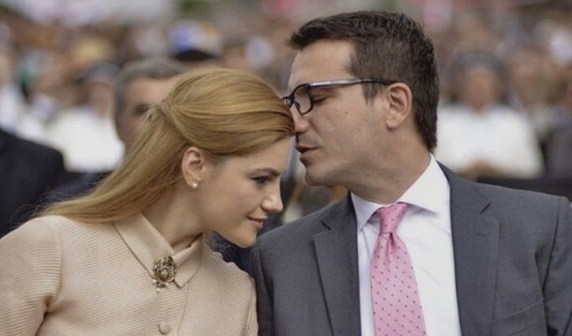 Bashkëshortja “Lali Erit”/ Ajola Xoxa jep lajmin e gëzuar dhe të shumëpritur