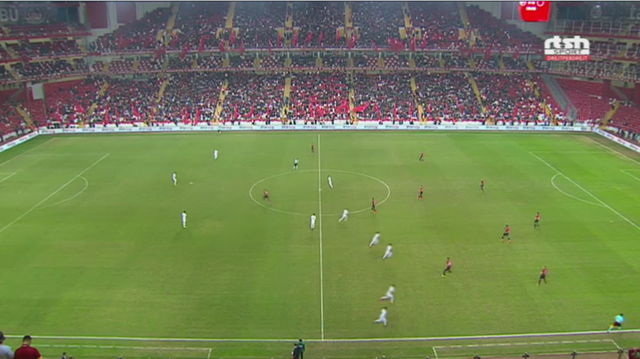 MIQËSORJA/ Triumfi kuq e zi. Turqi- Shqipëri 2-3. Minutë pas minute, golat dhe rastet (VIDEO)