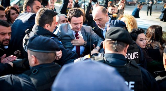 Arrestohen përsëri deputetët e “Vetëvendosjes” Albin Kurti dhe Donika Kadaj-Bujupi/ ARESYET ZYRTARE
