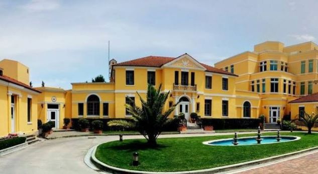 Doni të studioni në Amerikë? Ja si të aplikoni për bursat e financuara nga DASH