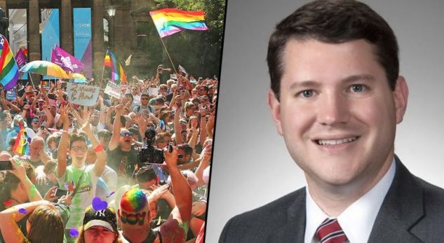 Politikani anti-homoseksualëve kapet duke bërë seks me një burrë
