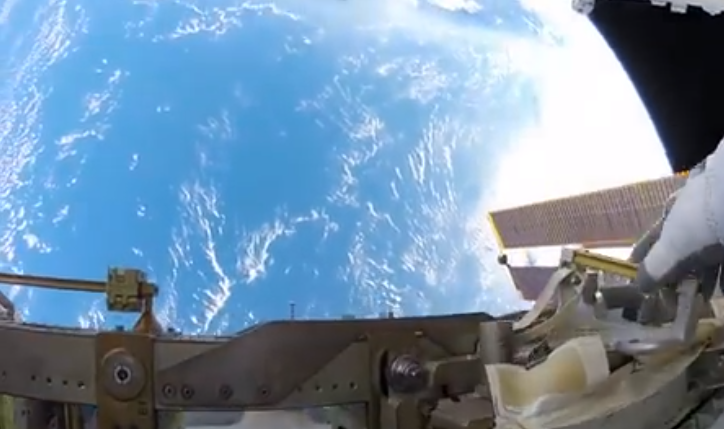 Si duket Toka nga Hapësira/ NASA publikon pamjet mbresëlënëse (VIDEO)