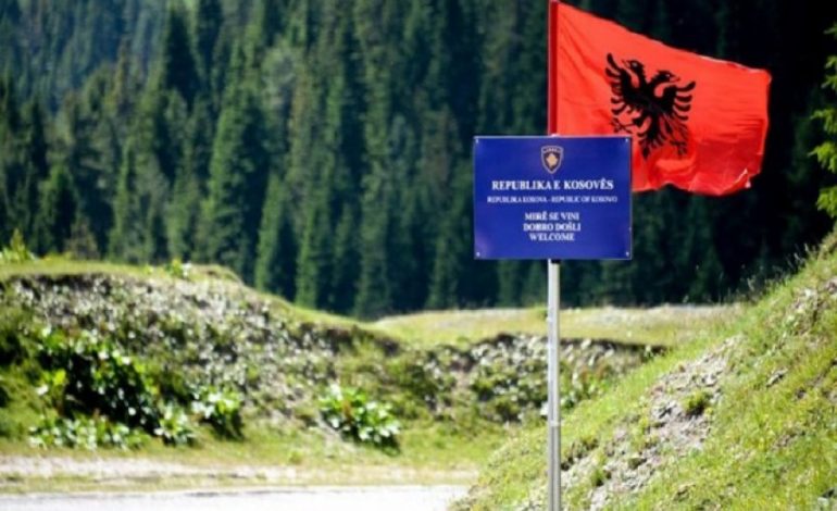 Ligji i ri/ Ja në cilat komuna do të lejohet të përdoret flamuri shqiptar në Mal të Zi