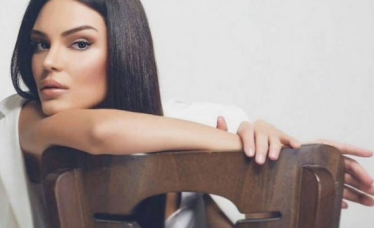 FOTO/ Almeda Abazi ndryshon sërish look