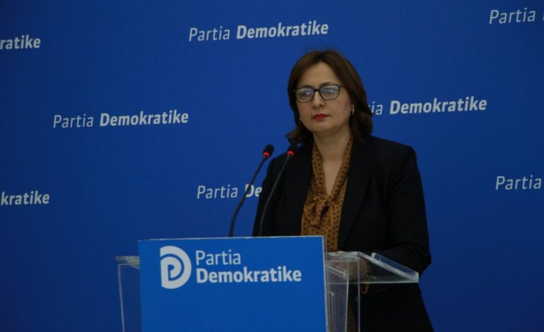 PD: Elona Gjebrea ka udhëtuar më shumë se një herë në makinën e Habilajve, të përgjigjet për…
