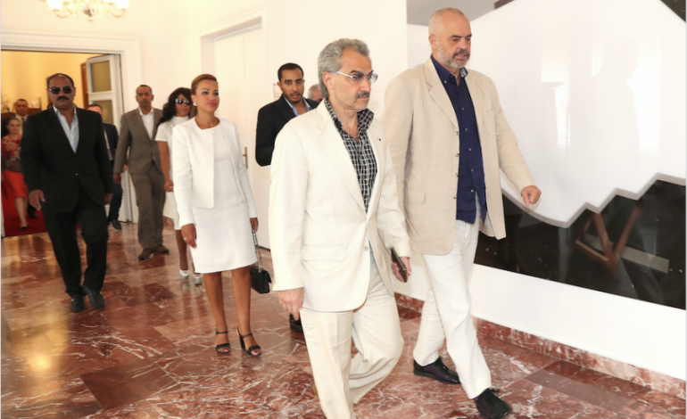 VIDEO/ Si u prit në Shqipëri princi miliarder i arrestuar dhe takimi me Ramën