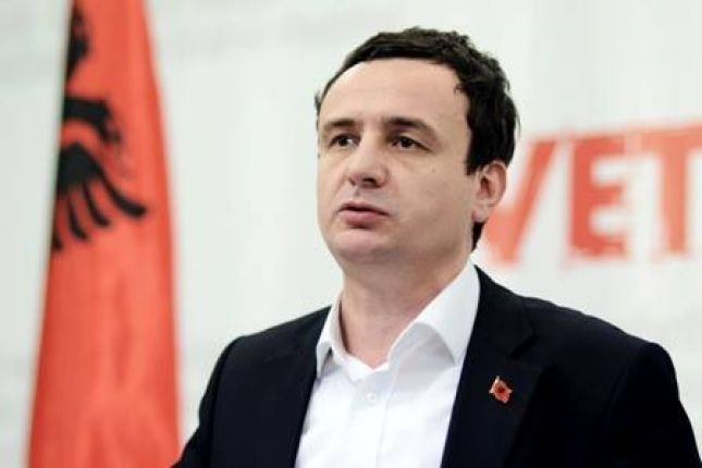 Gjykatësi nënshkruan fletarrestimin për Albin Kurtin