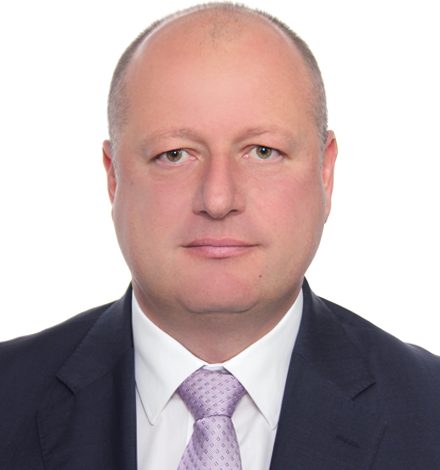 Presidenti Meta emëron këshilltar për Sigurinë ish-drejtorin e SHISH (EMRI)