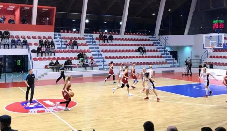 Kombëtarja e femrave poshtërohet nga Rusia, humbje me 85 pikë diferencë