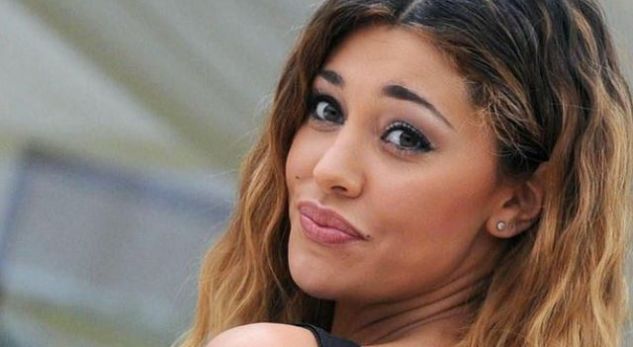 Belen Rodriguez lesbike? Kapet në flagrancë me një femër (FOTO)