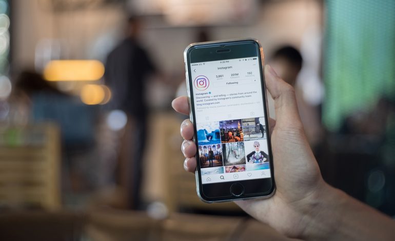 Këto janë fotot më të pëlqyera të vitit në Instagram, do të habiteni…
