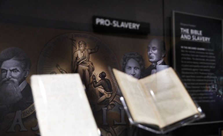 Në Uashington hapet Muzeumi i Biblës, ekspozohen artifakte të lashta