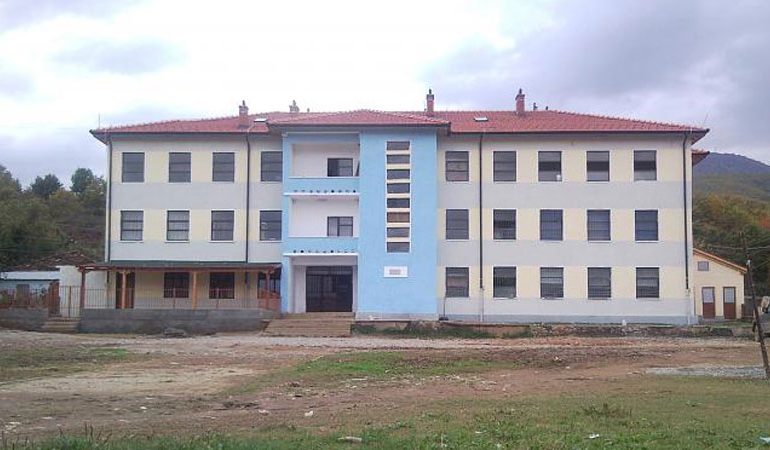 Bulqizë-Asfiksimi në shkollë/ Nisin hetimet nga Prokuroria: Dyshimet e para janë për…