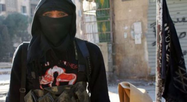 Terroristja adoleshente kishte bërë çdo gjë gati. Por familja njofton policinë pasi zbuluan eksploziv në bodrum