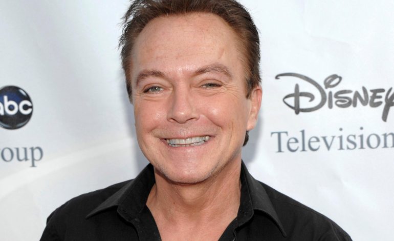 Shuhet në moshën 67 vjeçare aktori amerikan David Cassidy