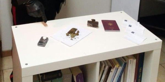 Kontrolli fundos trafikantët shqiptarë/ I zbulohet libri me emrat e klientëve dhe…