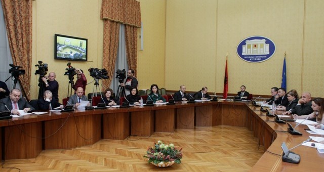 Projekt buxheti 2018/ PD bojkoton sërish Komisionin e Ekonomisë