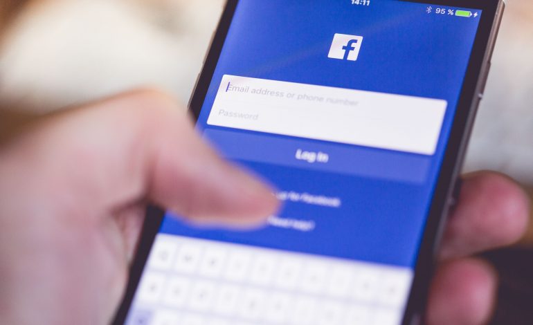 “E kërcënonte në FACEBOOK me mesazhe”. Si u DEMASKUA nga policia 22-vjeçari (EMRI)