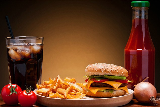 Fast Food-i, shkaktari kryesor i kancerit