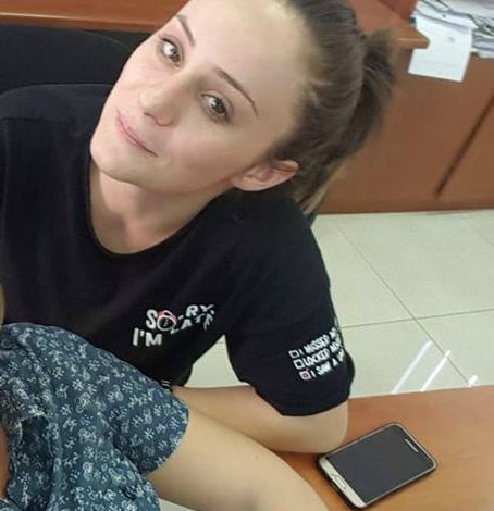 FOTO/ Vdekja tragjike e gazetares së “Klan”, televizioni fsheh ngjarjen (rasti i dytë pas 21 janarit)