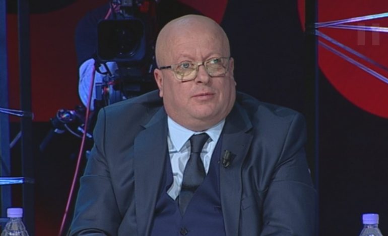 Avokat Gjokutaj: Santo u vra sepse…