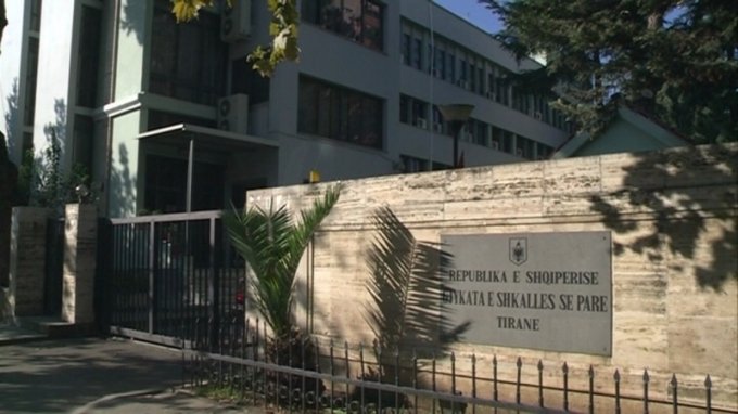 VETTINGU/ Mosdeklarimi i pasurisë dhe lidhjet me krimin, ja profili i 6 gjyqtarëve