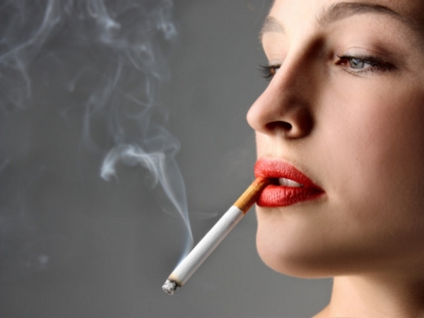Konsumimi i cigares/ Gratë janë më tepër të rrezikuara nga sëmundjet e zemrës