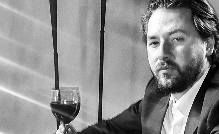 Kastro Zizo publikon një foto që do ta ‘çmend’ Zaimina Vasjarin! (Foto)