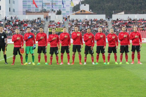 FSHF urdhër administratës/ Miq dhe fëmijë për të mbushur stadiumin ndaj Irlandës