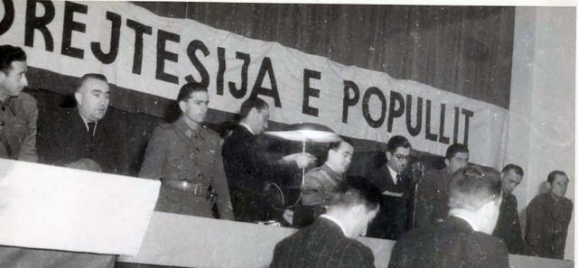 BILBIL KLOSI: Për ekzekutimin e 14 burrave në Mirditë më 1949-ën, më orientoi në telefon “Komandanti”
