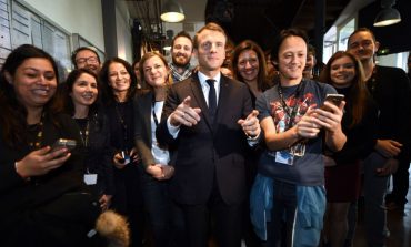 Macron shpalos planin për të rritur rininë franceze, lufton ekstremizmin