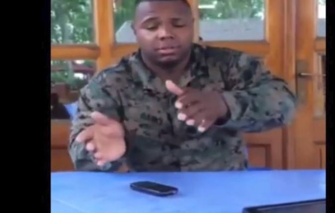 Video/ “Pse po ma lun lojën” e Capital T edhe në marinën Amerikane