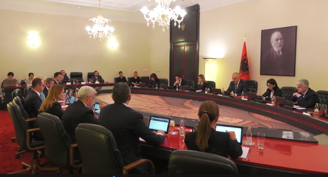 Paketa e re fiskale, sa taksa do të paguajnë qytetarët në 2018