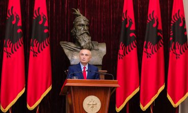 Ngritja e flamurit, zbulohet axhenda për 21 të shtënat, ja ç’do ndodhë sot në Vlorë