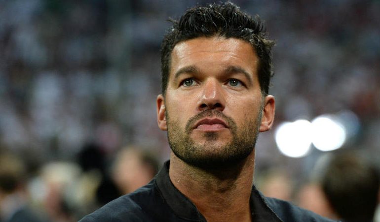 U tall me Italinë pas eliminimit/ Tifozët e detyrojnë Ballack të fshijë postimet në “Twitter”