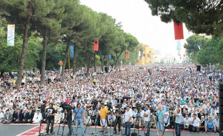 INVESTIGIMI/ Muslimanët në Shqipëri, organizojnë kundërsulmin ndaj radikalëve!