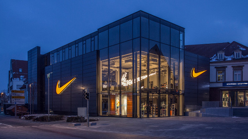 “PARADISE PAPER”/ Thellohet skandali financiar, NIKE akuzohet për evazion fiskal
