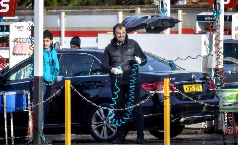 The Sun vë alarmin: Vrasësi shqiptar është ende në Britani, ja ku punon