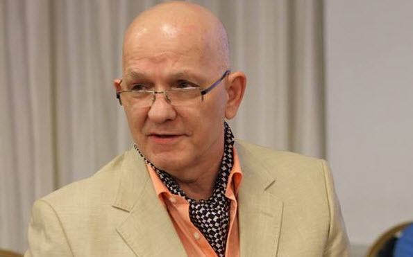 PËRPARIM KABO: Një telefonatë trishtuese me Tinka Kurtin!