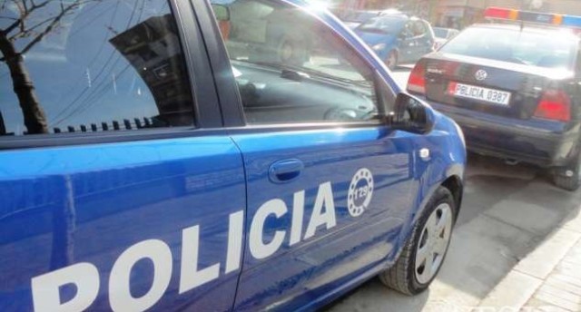 Kapen me heroinë në makinë, në pranga dy persona në Shkodër