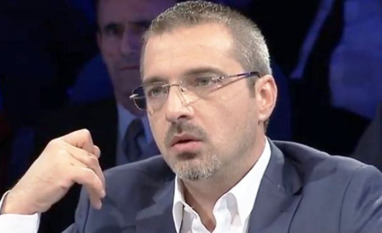 Tahiri kthehet në Shqipëri, ja çfarë tha kur u pyet për udhëtimin