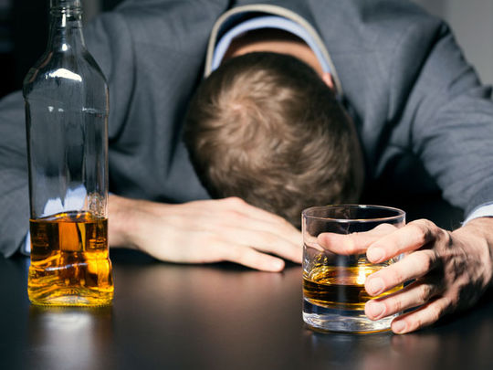 STUDIMI/ Konsumimi i alkoolit shkakton 7 lloje kanceri