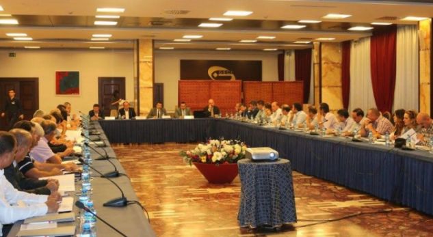Si i kanë punësuar kryebashkiakët bashkëshortet/ët në poste kyçe të administratës (EMRAT)