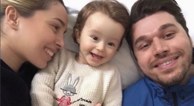 Miriami dhe Albani nuk mund t’i bënin dhuratë më të çmuar vajzës së tyre për ditëlindje (Foto+Video)