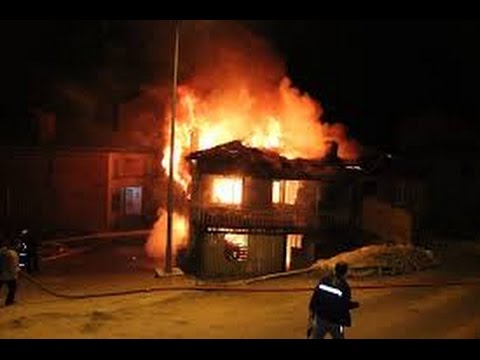 KORÇE/ Digjet banesa e pabanuar, gjatë kontrollit gjendet një kufomë