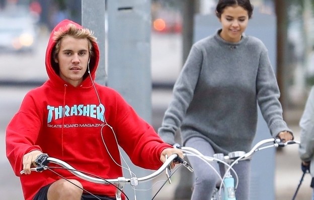 Justin Bieber ndoqi Selenën me muaj derisa e bindi