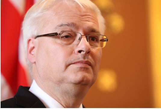 Ish-presidenti kroat: Serbia nuk mund të hyjë në BE, pa njohjen e Kosovës