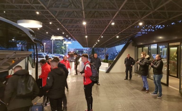 Skënderbeu mbërrin në Beograd nën masa të rrepta sigurie